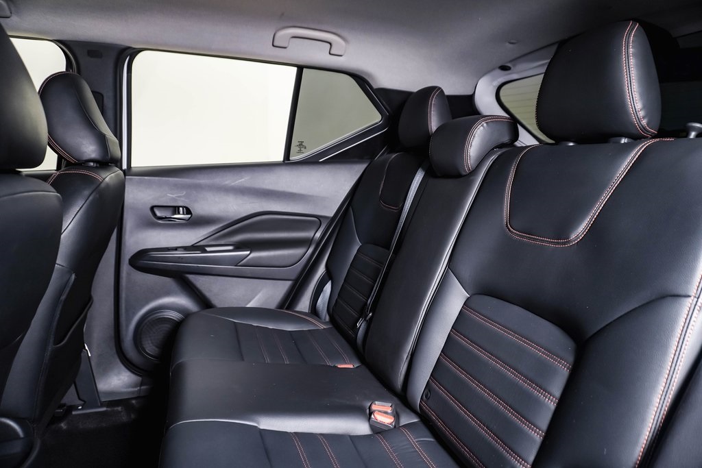 2019 Nissan Kicks SR photo 15
