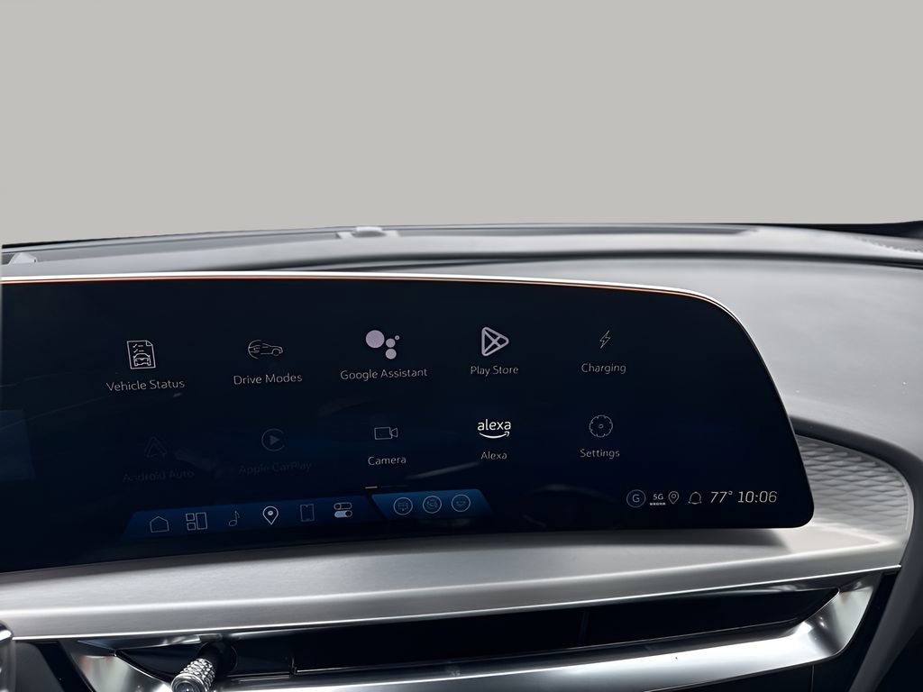 2025 Cadillac Lyriq Sport photo 24