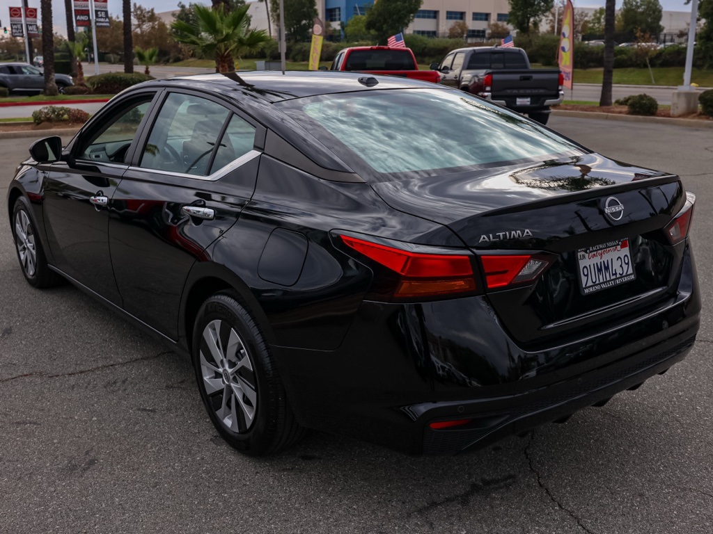 2025 Nissan Altima 2.5 S photo 3