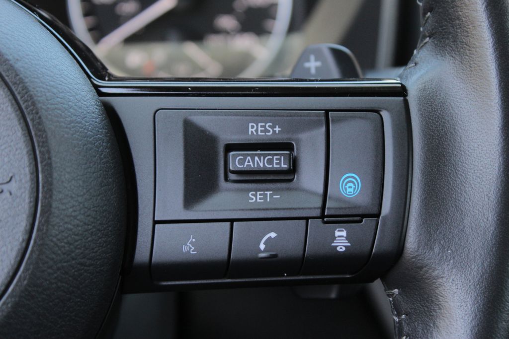 2023 Nissan Rogue SL photo 27