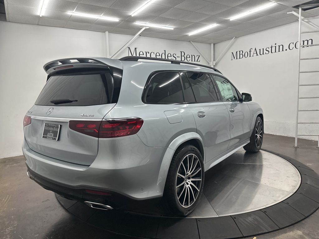 2026 Mercedes Benz GLS 450 4MATIC photo 6