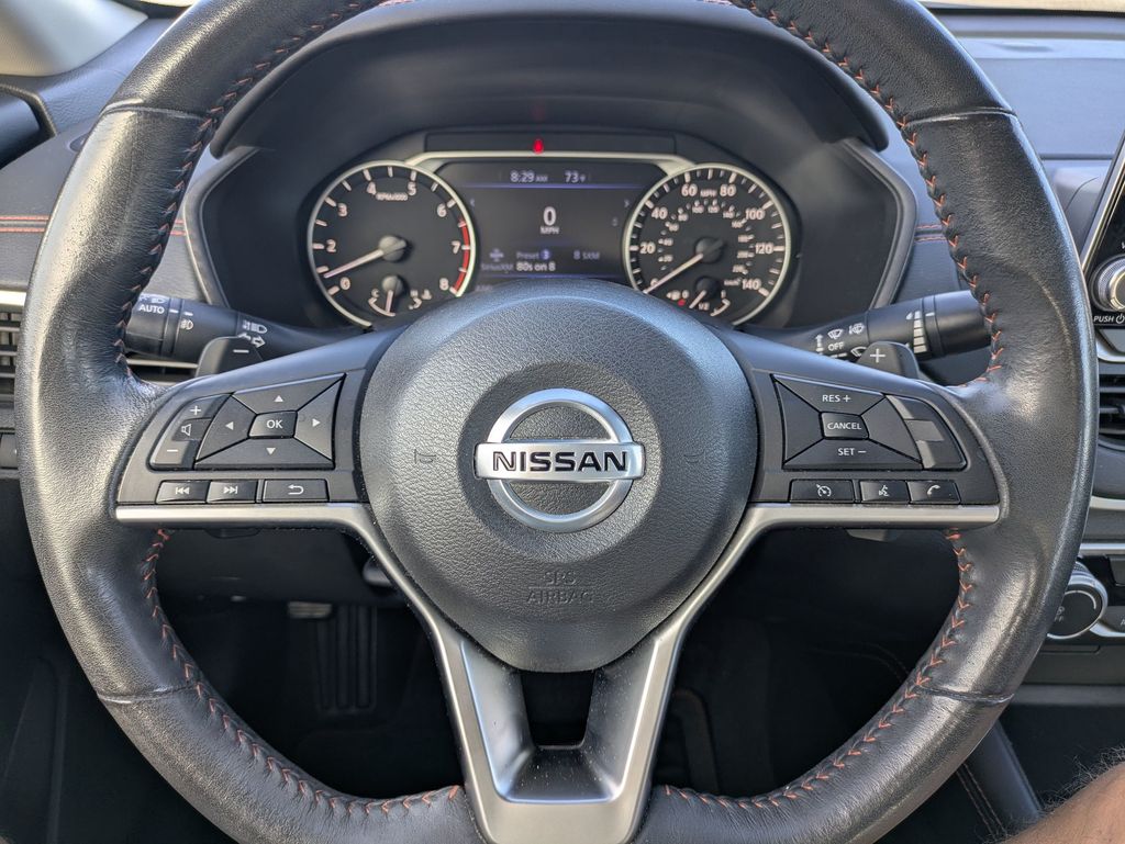 2022 Nissan Altima 2.5 SR photo 16