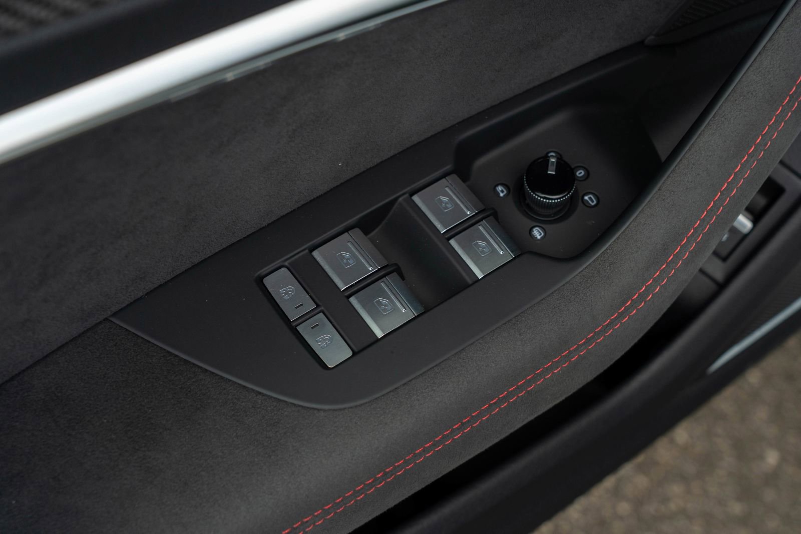 2024 Audi RS 6 Avant Performance photo 16