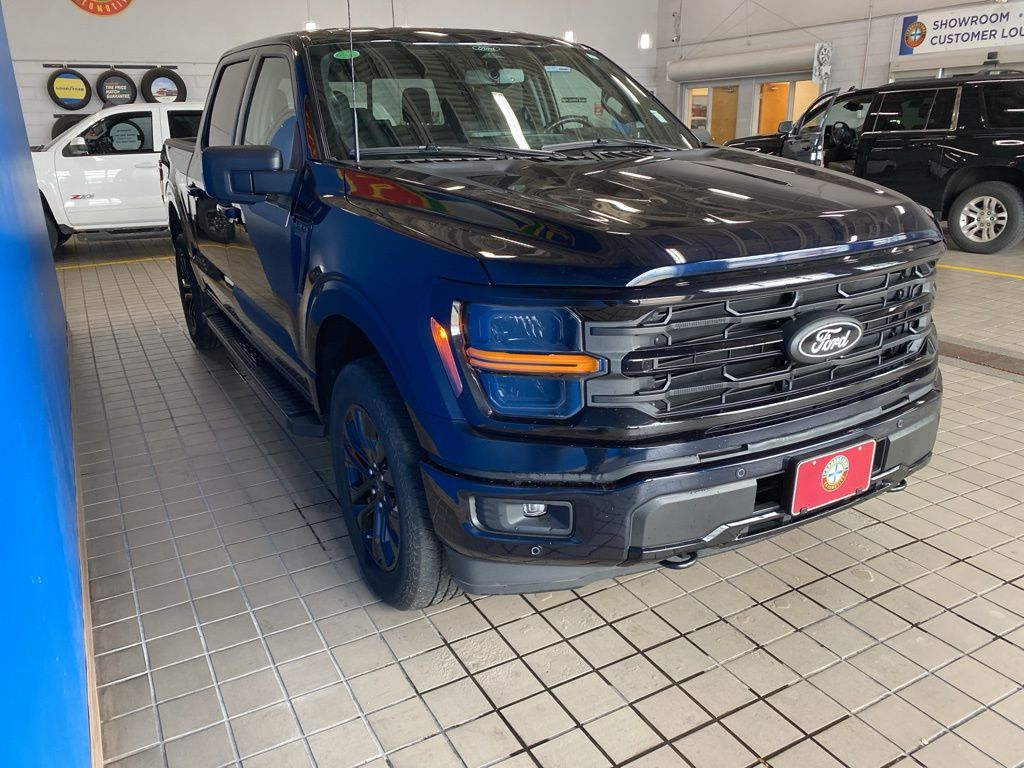 2024 Ford F-150 XLT photo 16