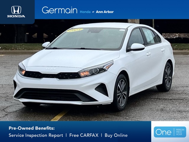 2023 Kia Forte LXS's photo