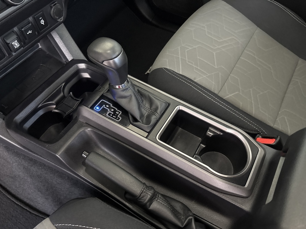 2022 Toyota Tacoma TRD Sport photo 17