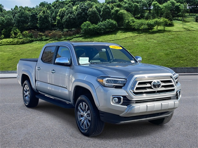 2023 Toyota Tacoma Limited's photo