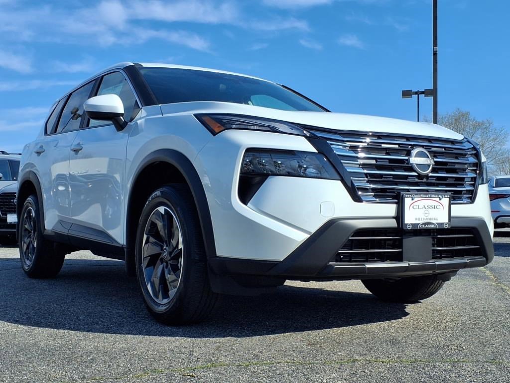 2025 Nissan Rogue SV photo 2