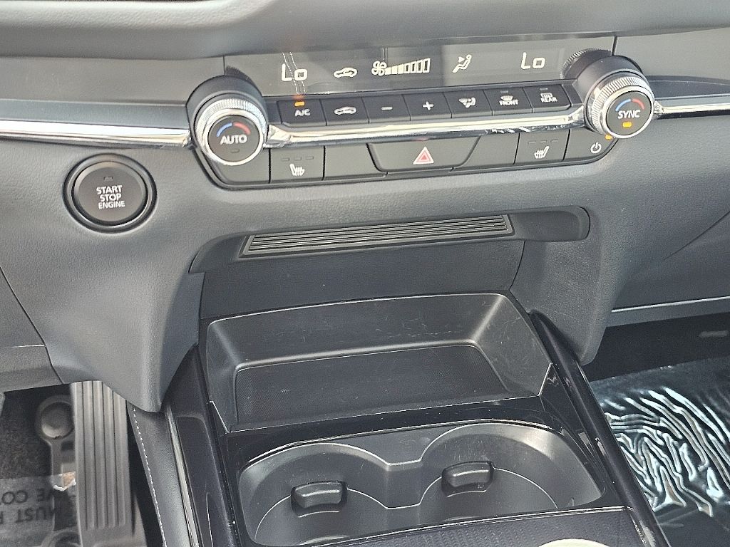 2025 Mazda CX-30 2.5 S Preferred photo 24