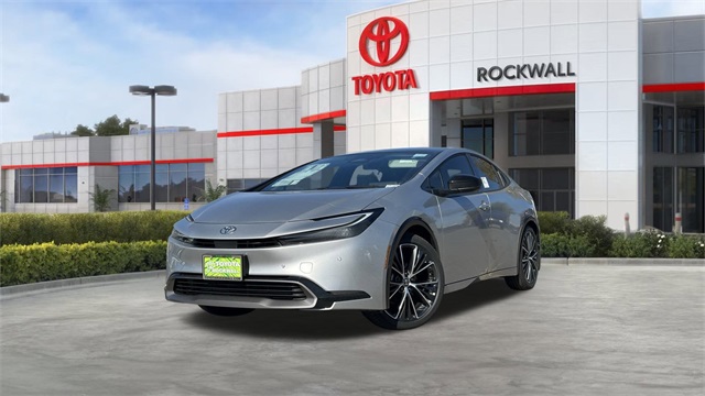 2026 Toyota Prius XLE's photo