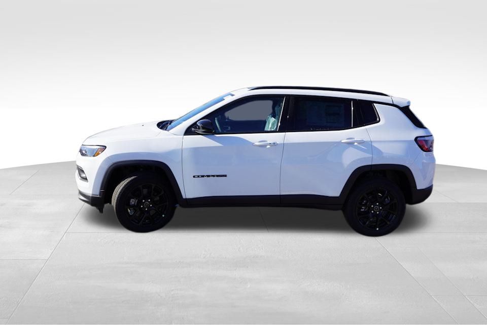 2025 Jeep Compass Altitude Special Edition photo 3