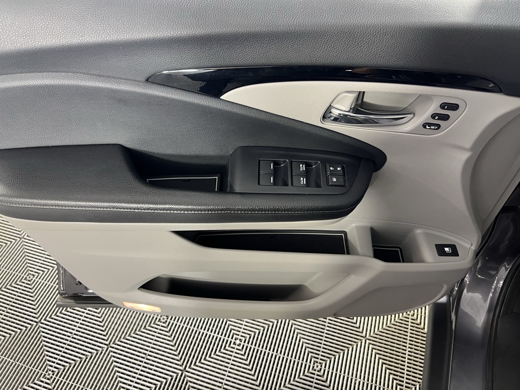 2019 Honda Ridgeline RTL-E photo 21