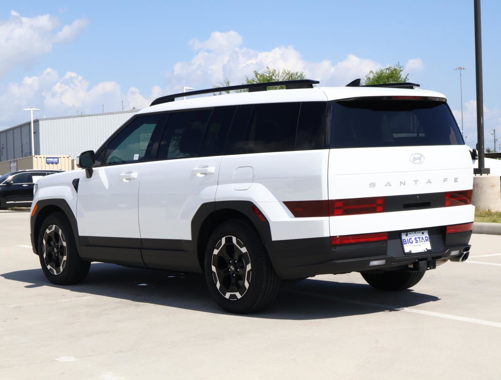 2025 Hyundai Santa Fe SEL photo 2