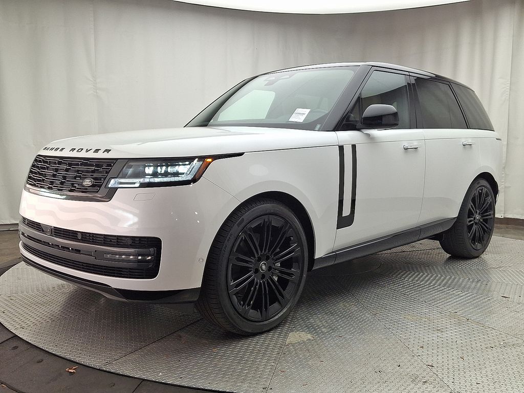 2025 Land Rover Range Rover SE's photo