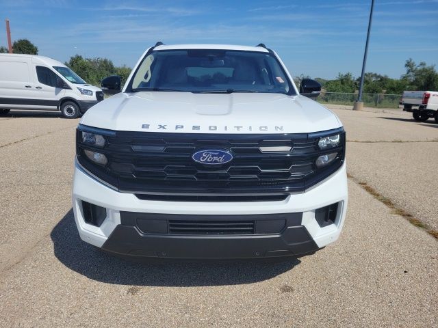 2025 Ford Expedition MAX photo 16