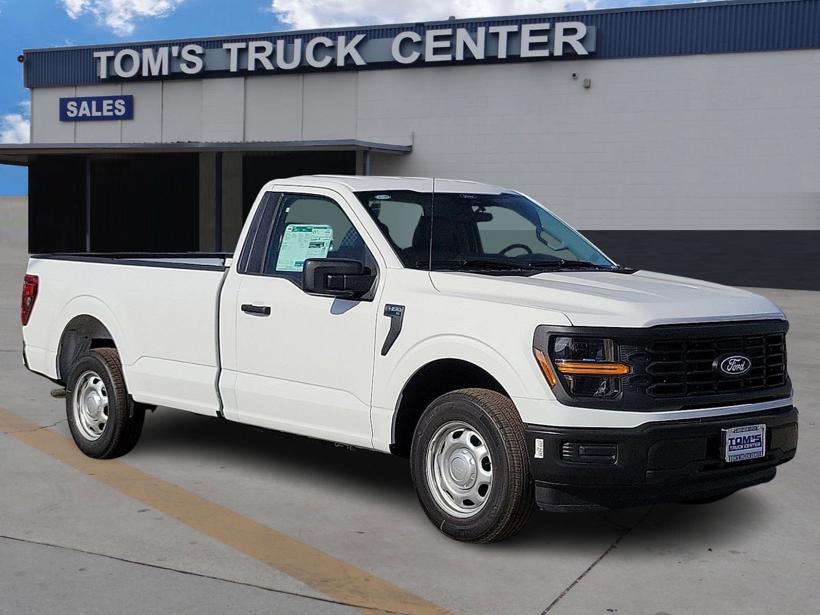 2025 Ford F-150 XL's photo