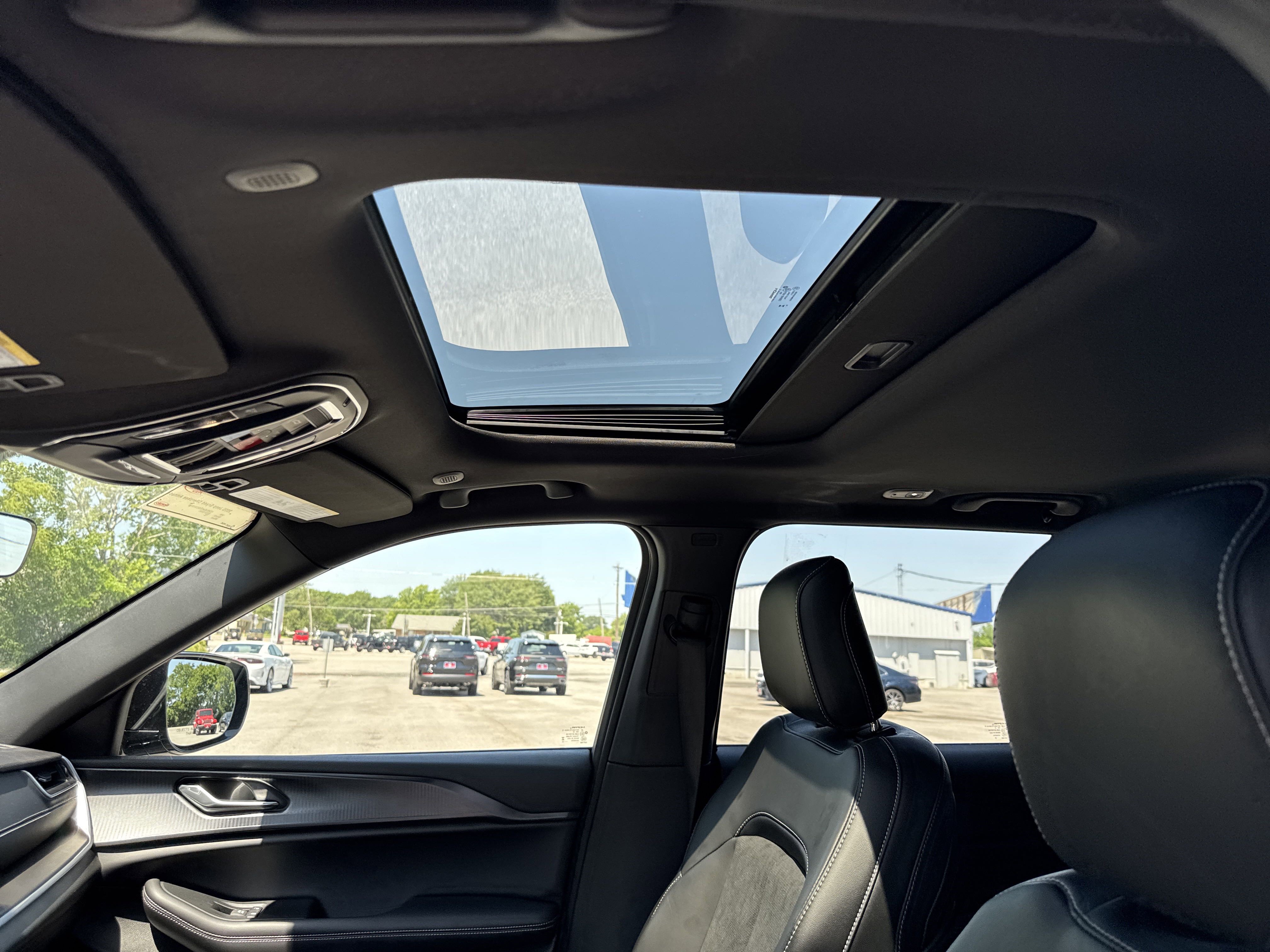 2025 Jeep Grand Cherokee Altitude X photo 11