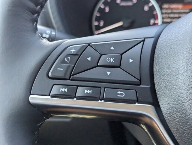 2025 Nissan Sentra SV photo 22