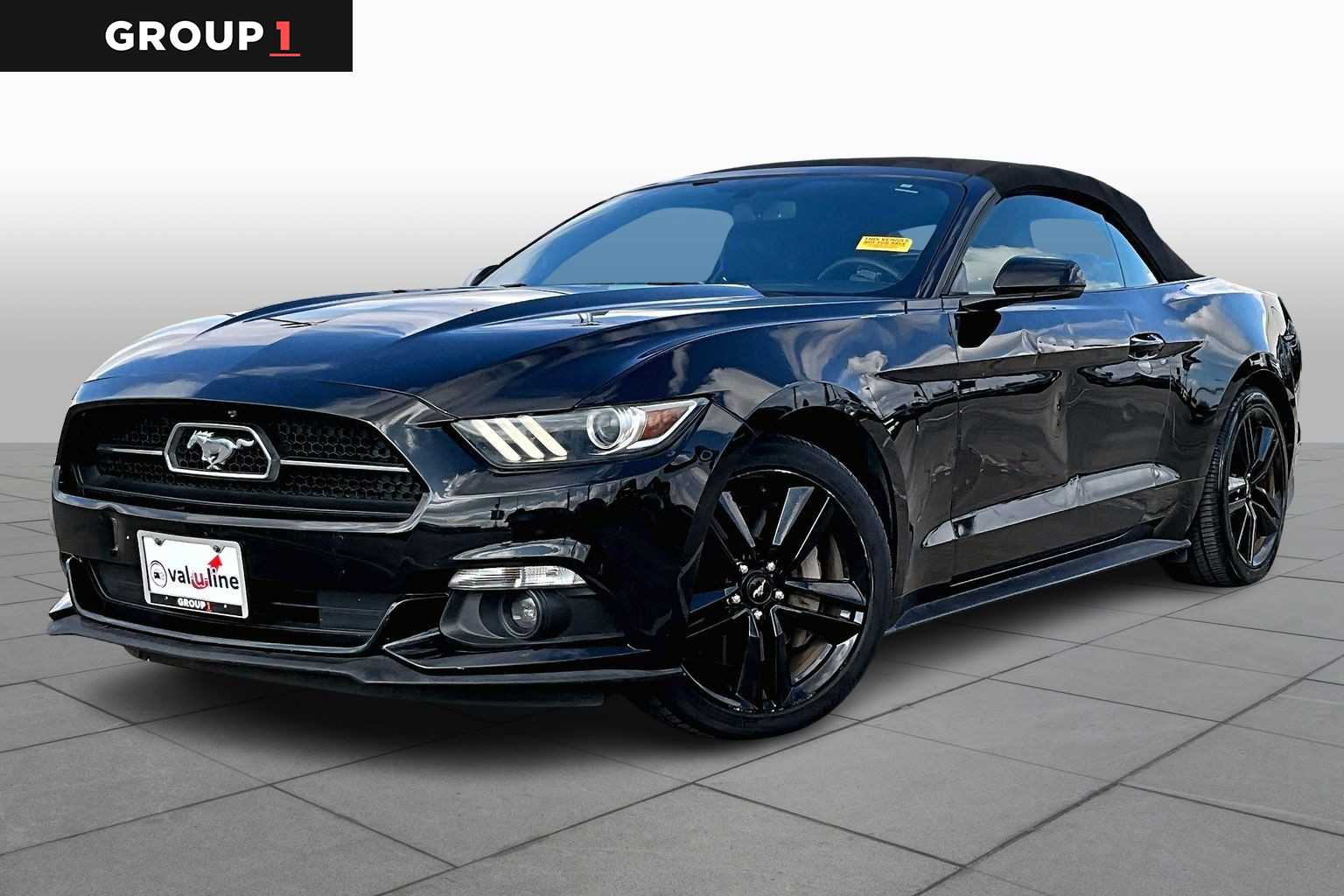 2015 Ford Mustang EcoBoost Premium's photo