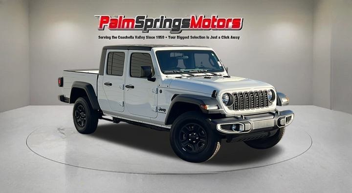 2024 Jeep Gladiator Sport's photo