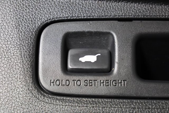 2023 Honda CR-V Hybrid Sport Touring photo 3