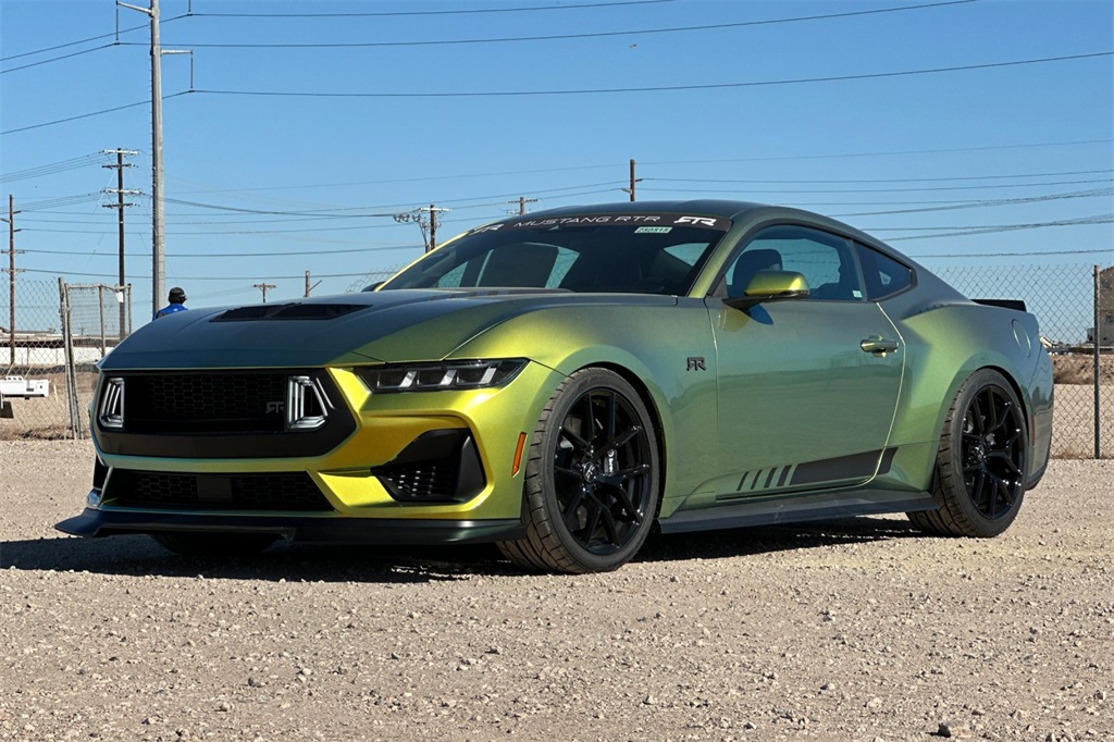 2025 Ford Mustang GT Premium photo 8