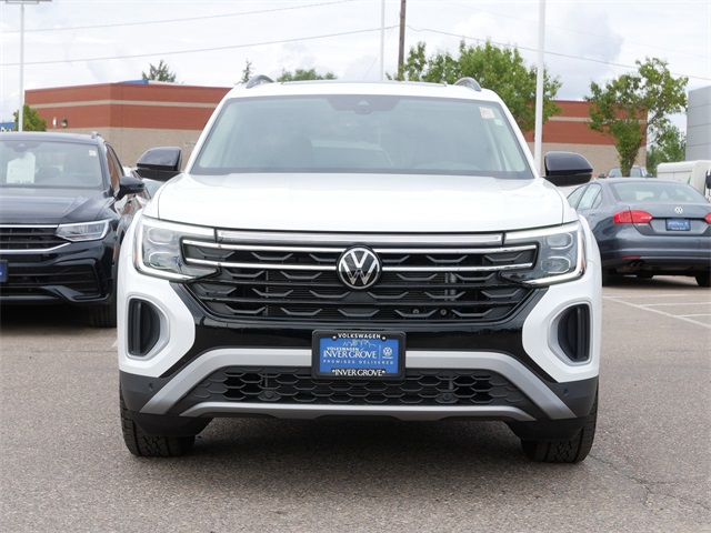 Certified 2025 Volkswagen Atlas Atlas Peak Edition with VIN 1V2CR2CA9SC512259 for sale in Inver Grove Heights, Minnesota