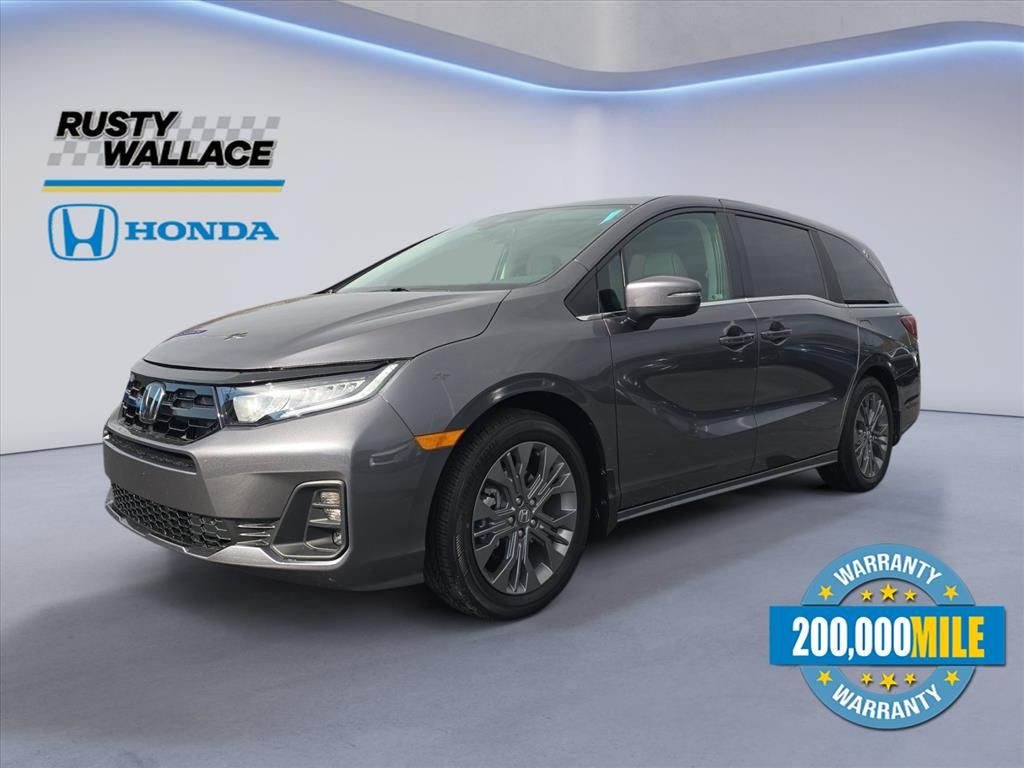 2026 Honda Odyssey Touring's photo