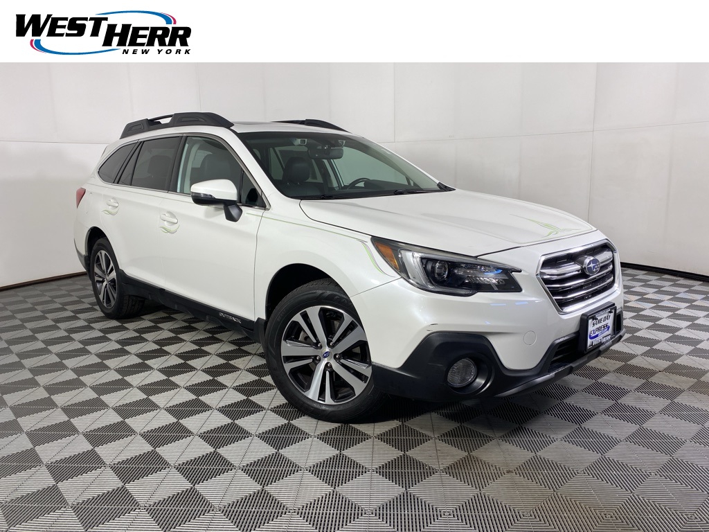 2019 Subaru Outback Limited's photo