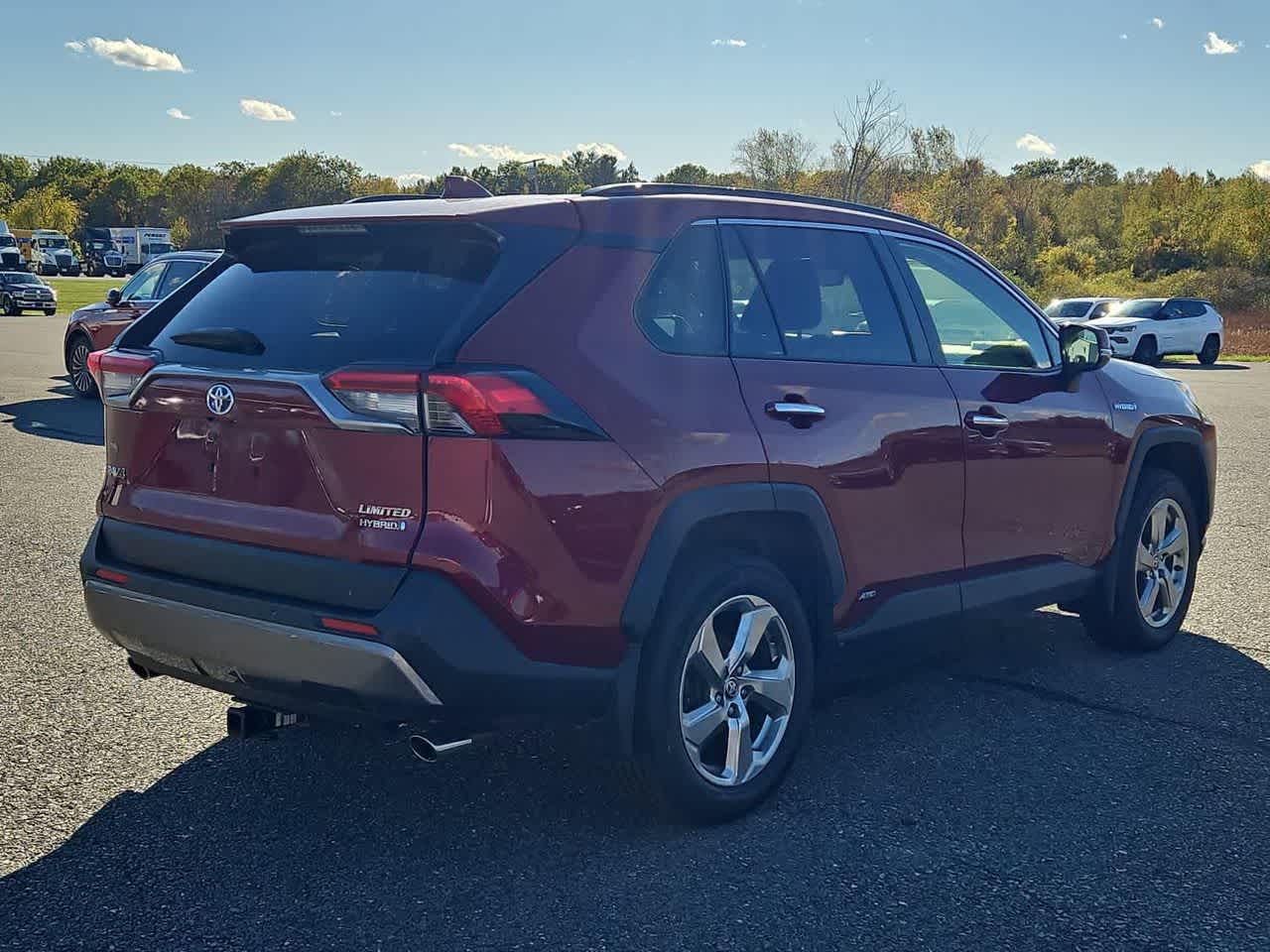 2020 Toyota RAV4 Hybrid Limited photo 3