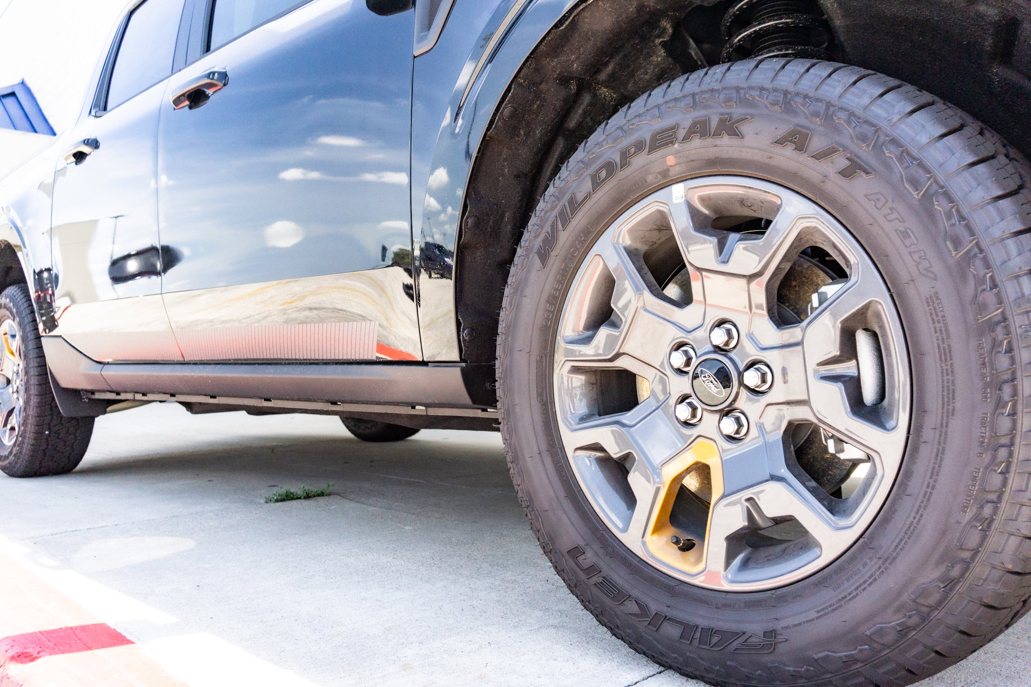 2024 Ford Maverick Lariat photo 2