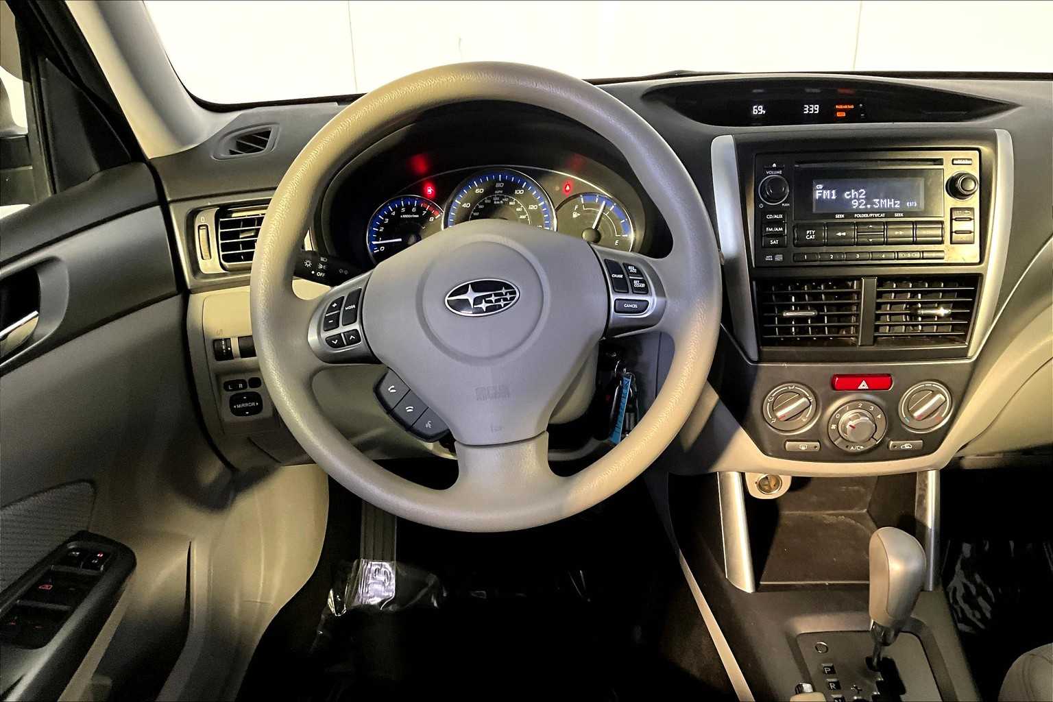 2012 Subaru Forester 2.5X Premium photo 5