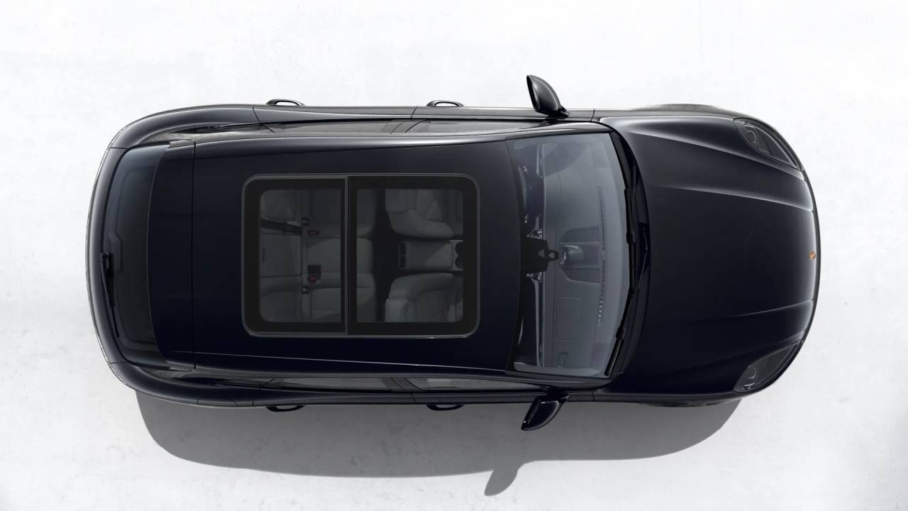 2026 Porsche Macan T photo 4