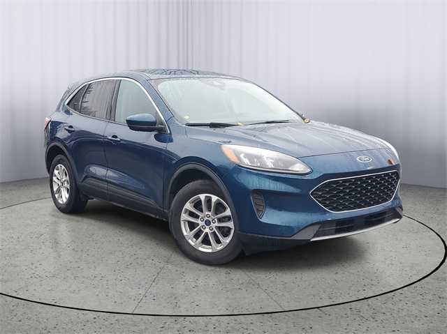 2020 Ford Escape SE photo 2