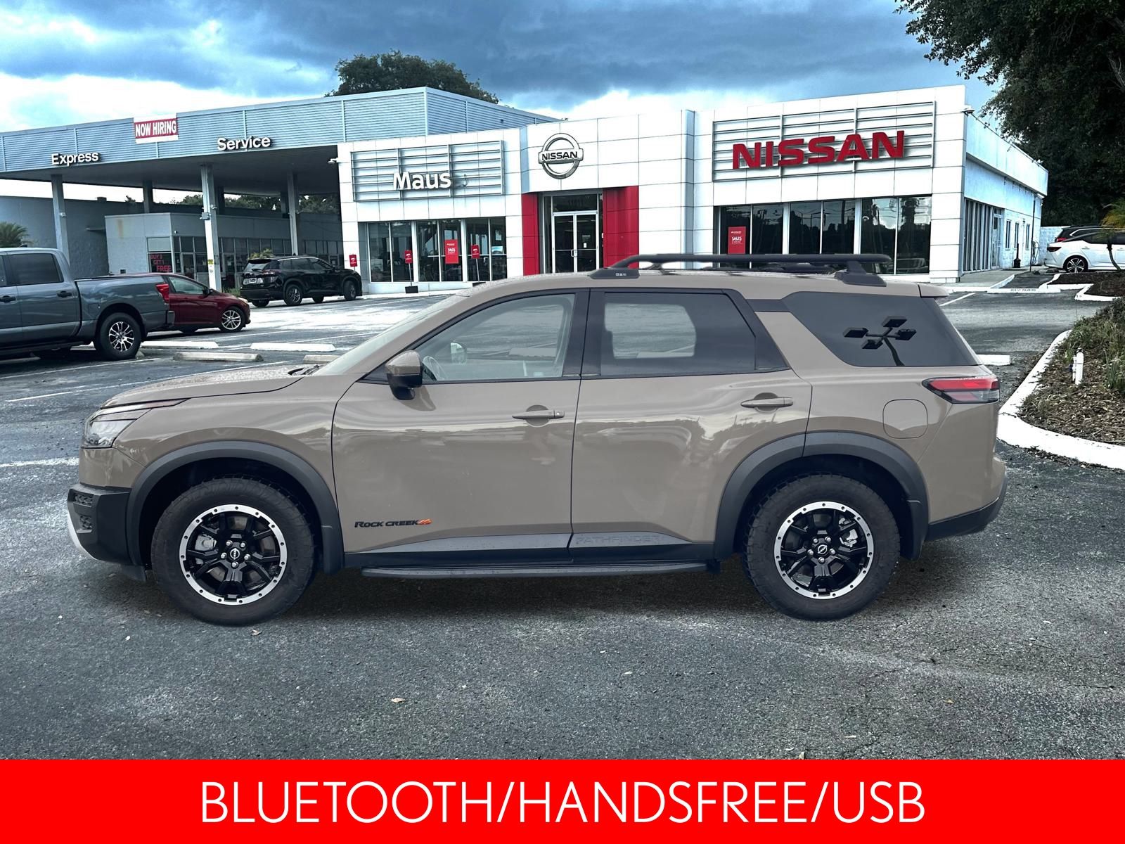 2023 Nissan Pathfinder Rock Creek photo 2