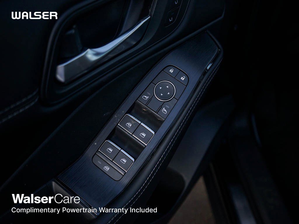 2025 Nissan Rogue SL photo 18