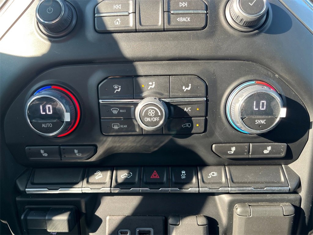 2022 Chevrolet Silverado 1500 LT Trail Boss photo 12