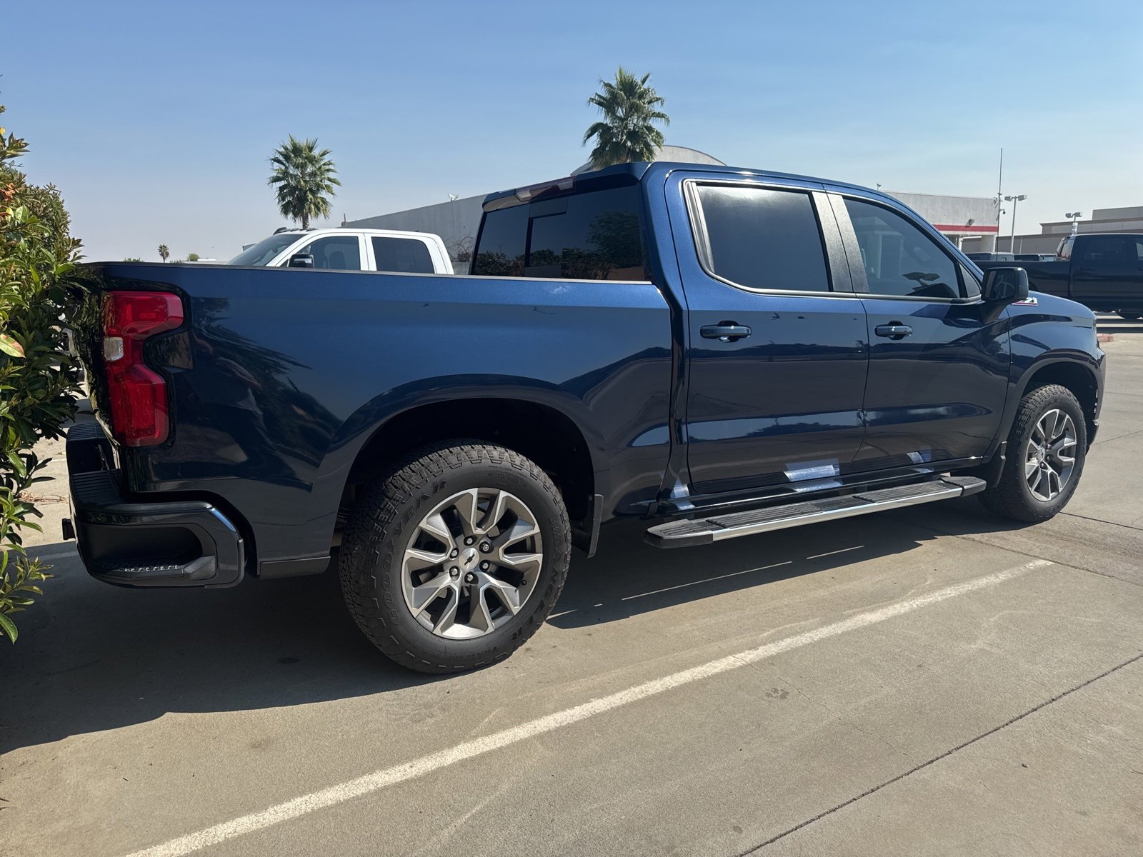 2022 Chevrolet Silverado 1500 RST photo 3