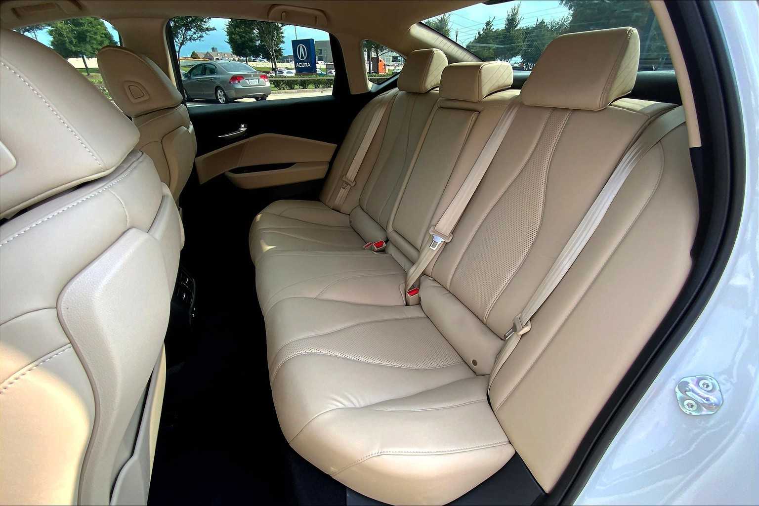 2025 Acura TLX Technology photo 19