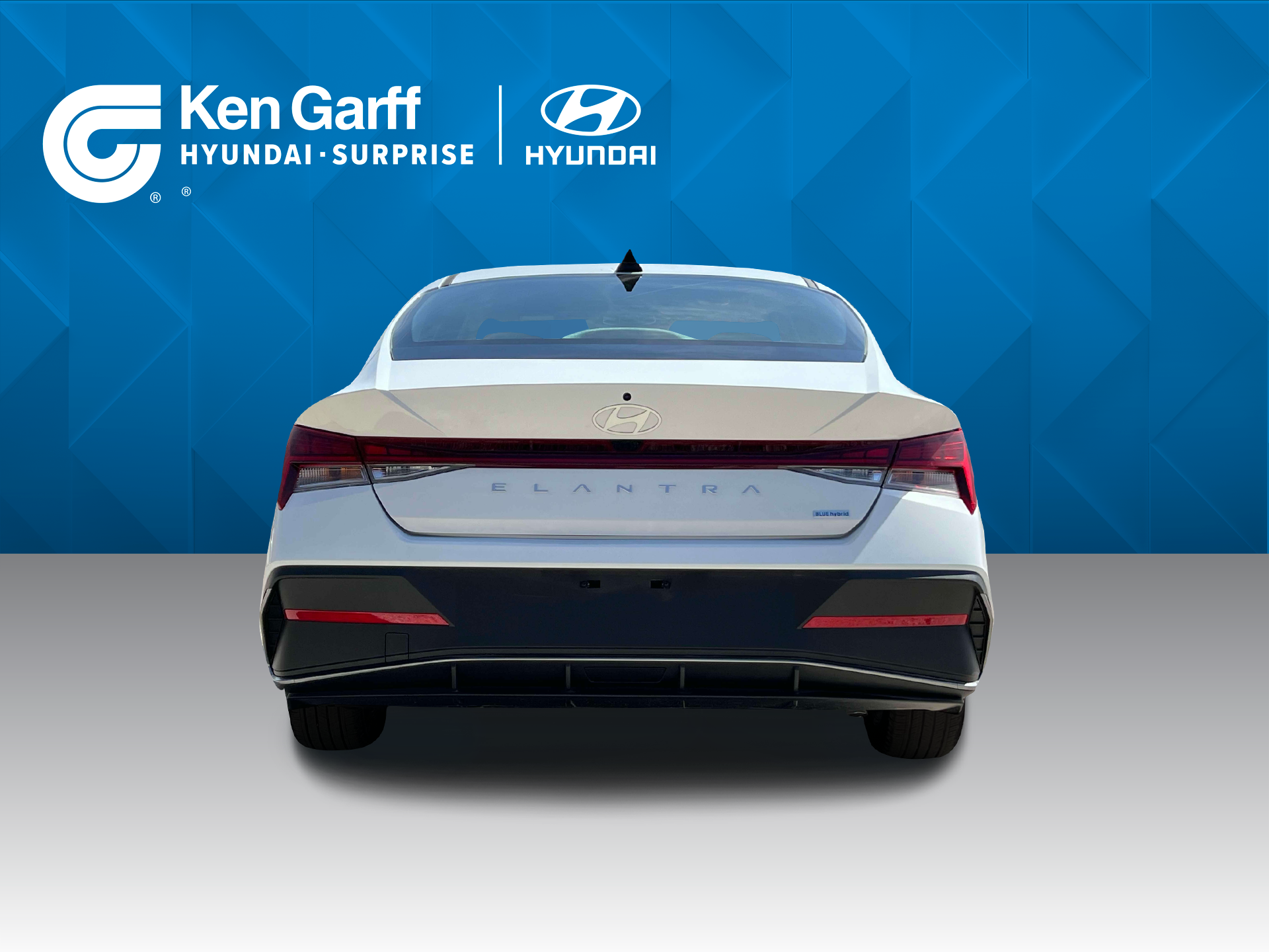 2025 Hyundai Elantra Hybrid photo 3