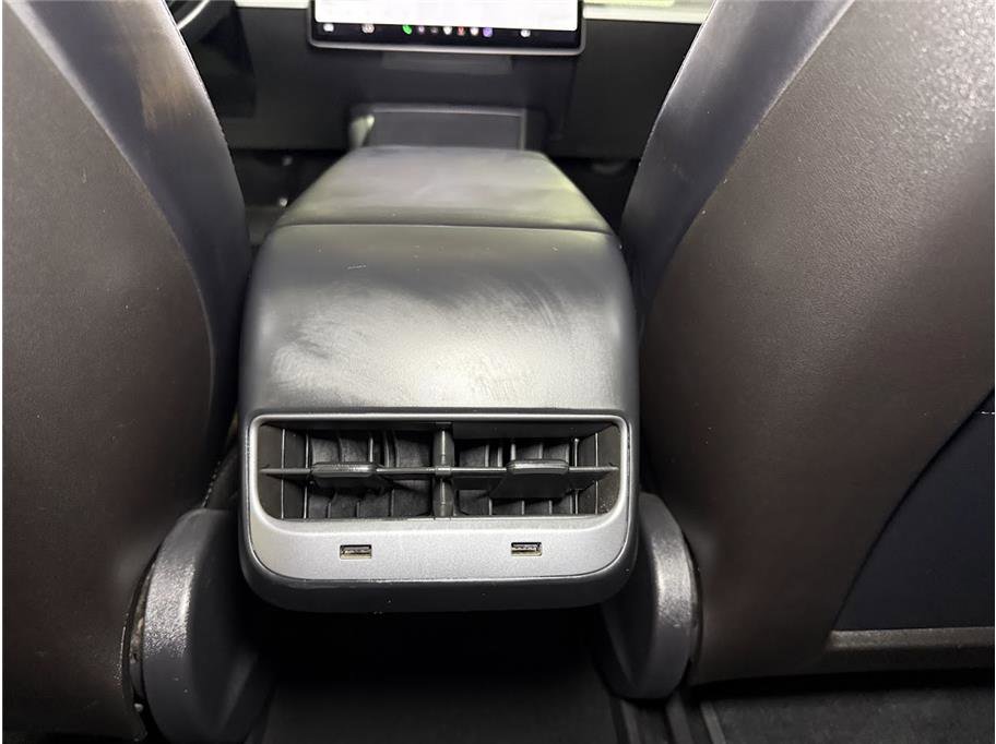 2018 Tesla Model 3 Long Range photo 15