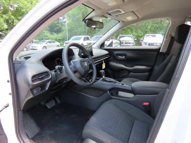 2026 Honda HR-V LX photo 2