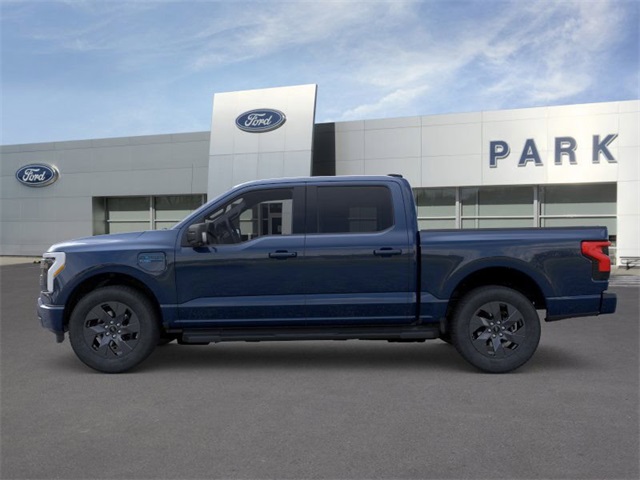 2025 Ford F-150 Lightning photo 3