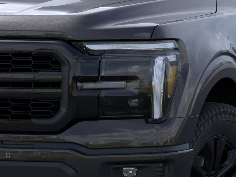 2025 Ford F-150 Lariat photo 16