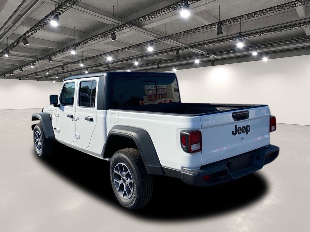2025 Jeep Gladiator Sport S photo 3