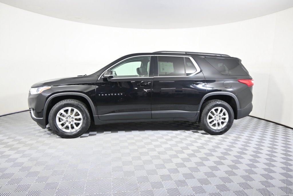 Used 2020 Chevrolet Traverse 3LT with VIN 1GNEVHKW0LJ212989 for sale in Forest Lake, Minnesota