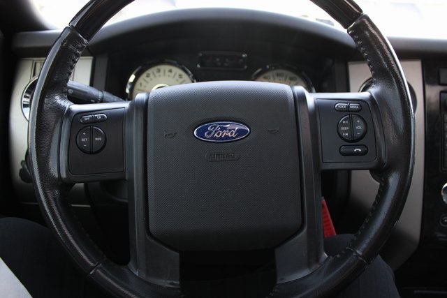 2014 Ford Expedition Limited photo 22