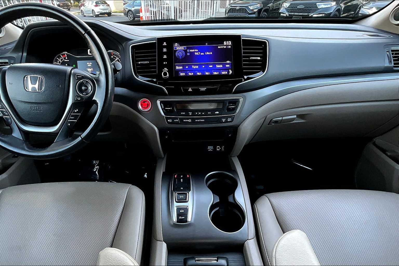 2022 Honda Ridgeline RTL photo 13