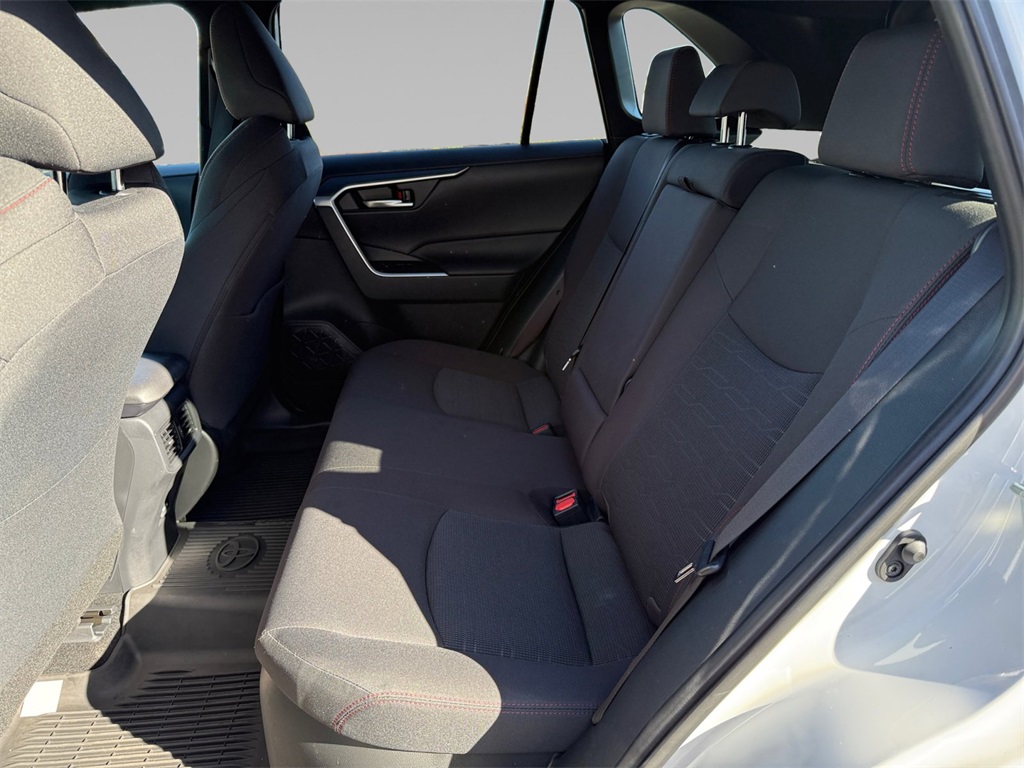 2024 Toyota RAV4 Prime SE photo 14