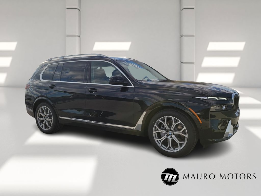 2026 BMW X7 40i's photo